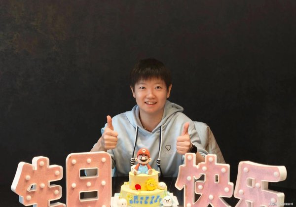 正规的配资网站 11.4日，莎莎在北京出发，莎莎发文感谢大家的生日祝福
